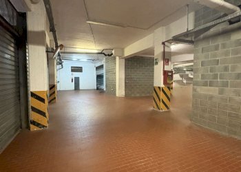 IMG_7353 - Box via Gino capponi, 51 R, Genova (zona Sestri Ponente) - foto 5