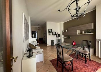 Salone - Two-room apartment Torino (neighborhood Santa Rita) - photo 5