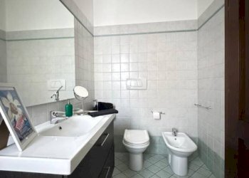 Bagno - Bilocale Torino (zona Santa Rita) - foto 22