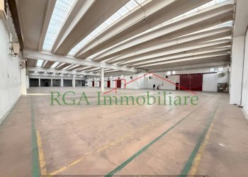 Interno non residenziale - Capannone via Vittorio Veneto, Presezzo - foto 5
