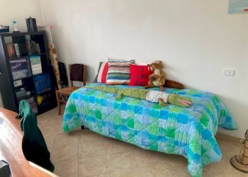 Camera da letto - Appartamento via Flavio Torello Baracchini, 47, Massa - foto 10