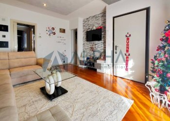 Salone - Appartamento via Pietà, Savignano sul Rubicone - foto 2