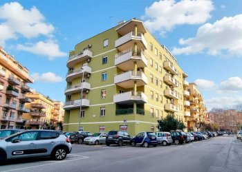 Facciata - Quadrilocale via Calvi, Roma (zona Lido di Ostia) - foto 37