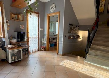 WhatsApp Image 2025-12-18 at 12.13.51 (11).jpeg - Villa a Schiera Via Giudice Falcone, Marcianise - foto 10