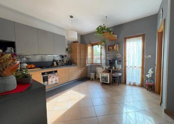 WhatsApp Image 2025-12-18 at 12.13.52 (9).jpeg - Villa a Schiera Via Giudice Falcone, Marcianise - foto 14