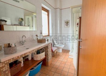 WhatsApp Image 2025-12-18 at 12.24.12 (1).jpeg - Villa a Schiera Via Giudice Falcone, Marcianise - foto 19