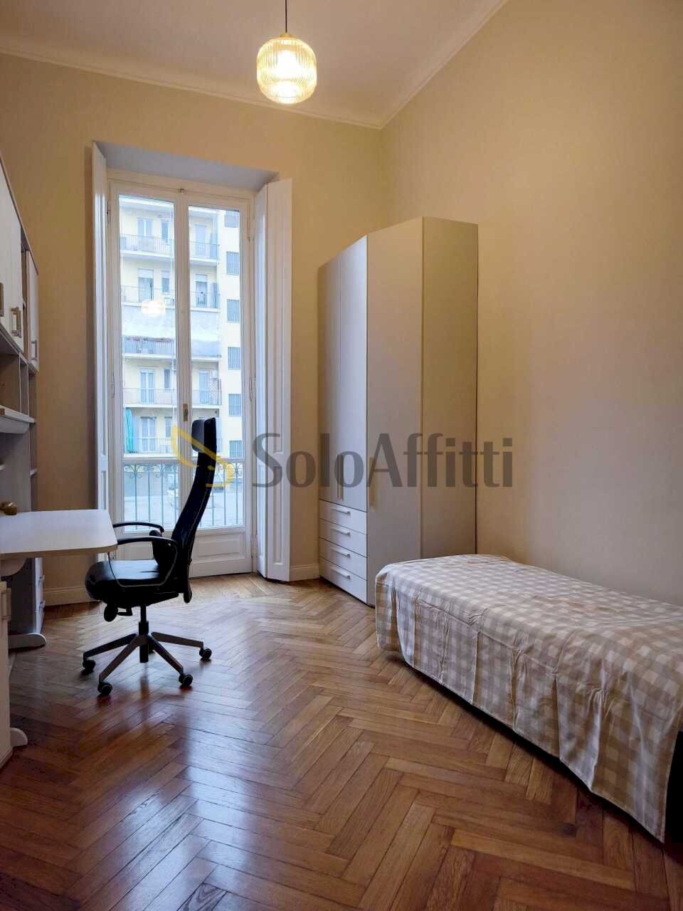 camera da letto - Four-room apartment Corso Duca degli Abruzzi 62, Torino (neighborhood Crocetta) - photo 1