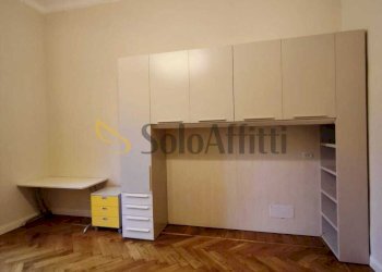 camera da letto - Quadrilocale Corso Duca degli Abruzzi 62, Torino (zona Crocetta) - foto 17