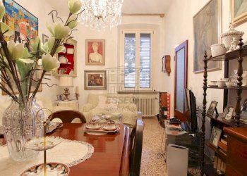 vendesi casa colonica con giardino lucca IMG_8919. - Casa indipendente Via della Santissima Annunziata 531, Lucca - foto 6