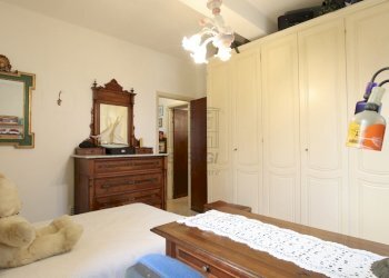 vendesi casa colonica con giardino lucca IMG_8899. - Casa indipendente Via della Santissima Annunziata 531, Lucca - foto 23