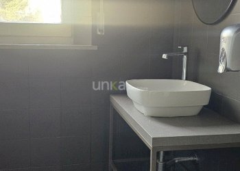 20260112_093854.jpg - Commercial Premises Viale della Vittoria snc, Jesi - photo 7