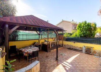 Giardino - Villa Via Priolo Gargallo 90, Roma - foto 1