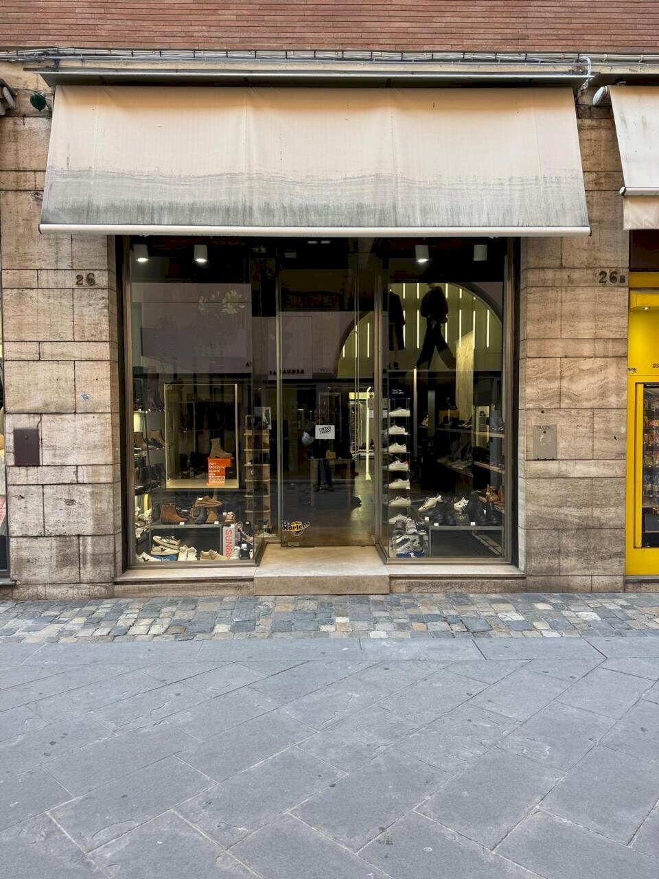 WhatsApp Image 2026-01-09 at 16.50.01.jpeg - Locale Commerciale Rimini - foto 1