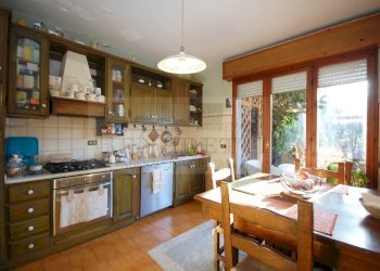 DSC_0006.JPG - Villa a Schiera Via Bugneta 109, Pietrasanta - foto 4