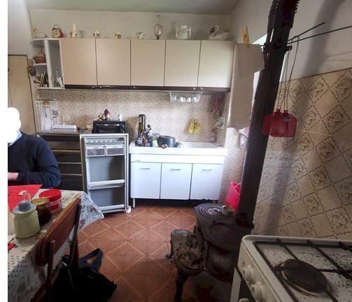 4.png - Three-room apartment at auction Frazione Teviggio 14, Varese Ligure - photo 3