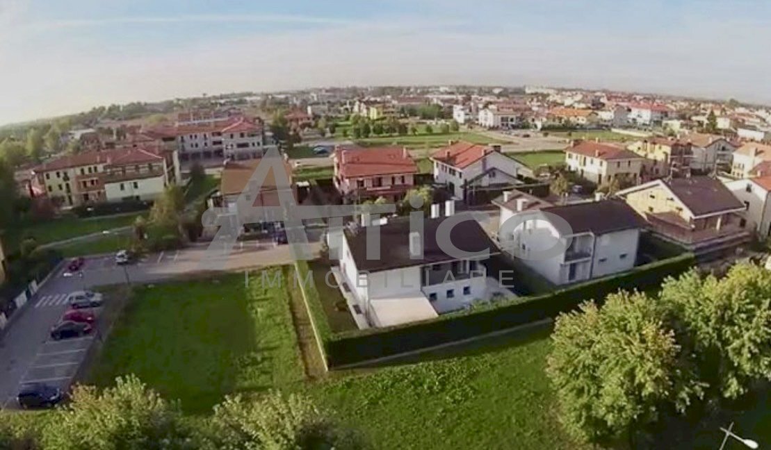 222.jpg - Attic Via Viernheim RO, Rovigo - photo 1