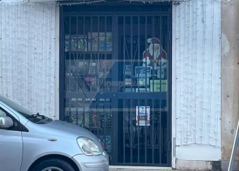 Negozio Viale Zecchino, Siracusa - foto 1