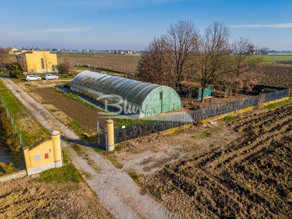 Four-room apartment Campogalliano - photo 3