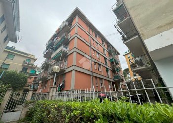 Bilocale Via Luigi Arpinati, Rapallo - foto 1