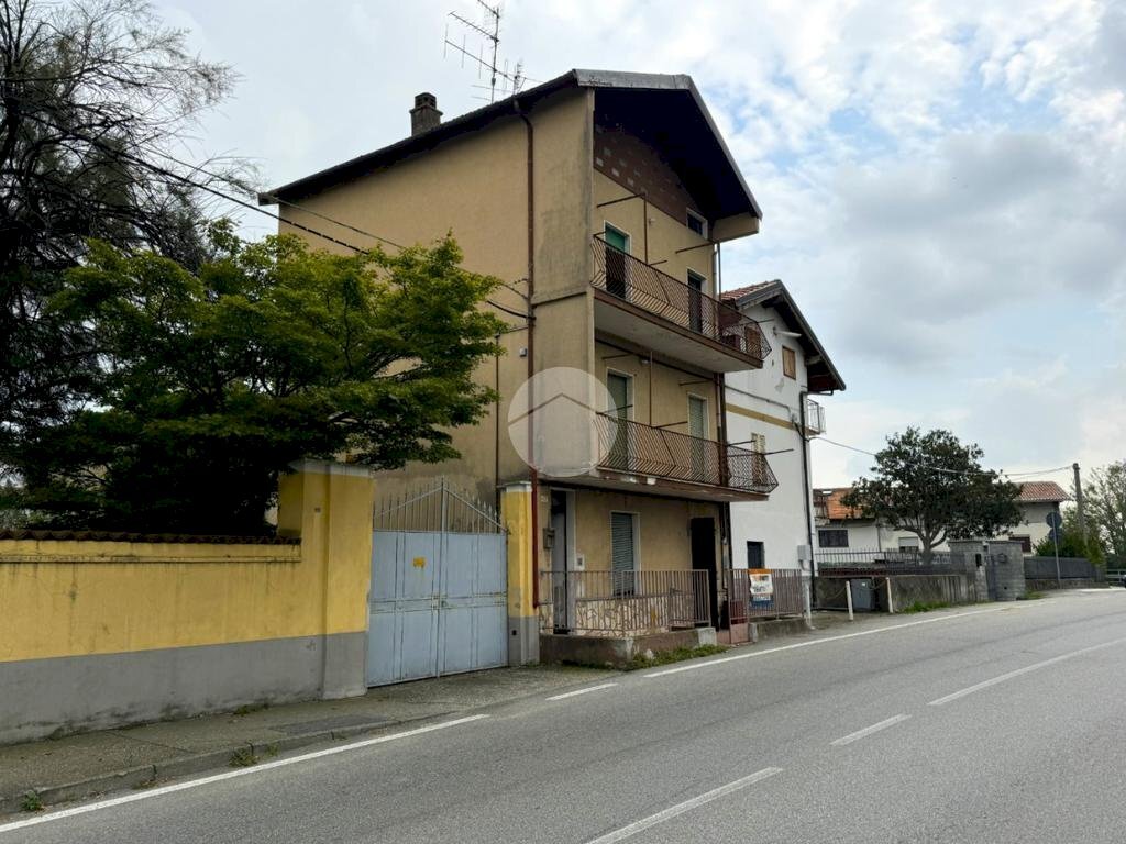 Semi-detached house Via casale, Ivrea - photo 2
