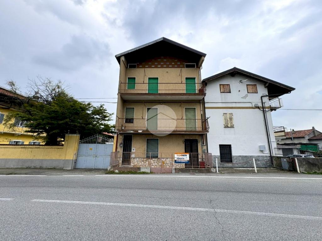 Semi-detached house Via casale, Ivrea - photo 3