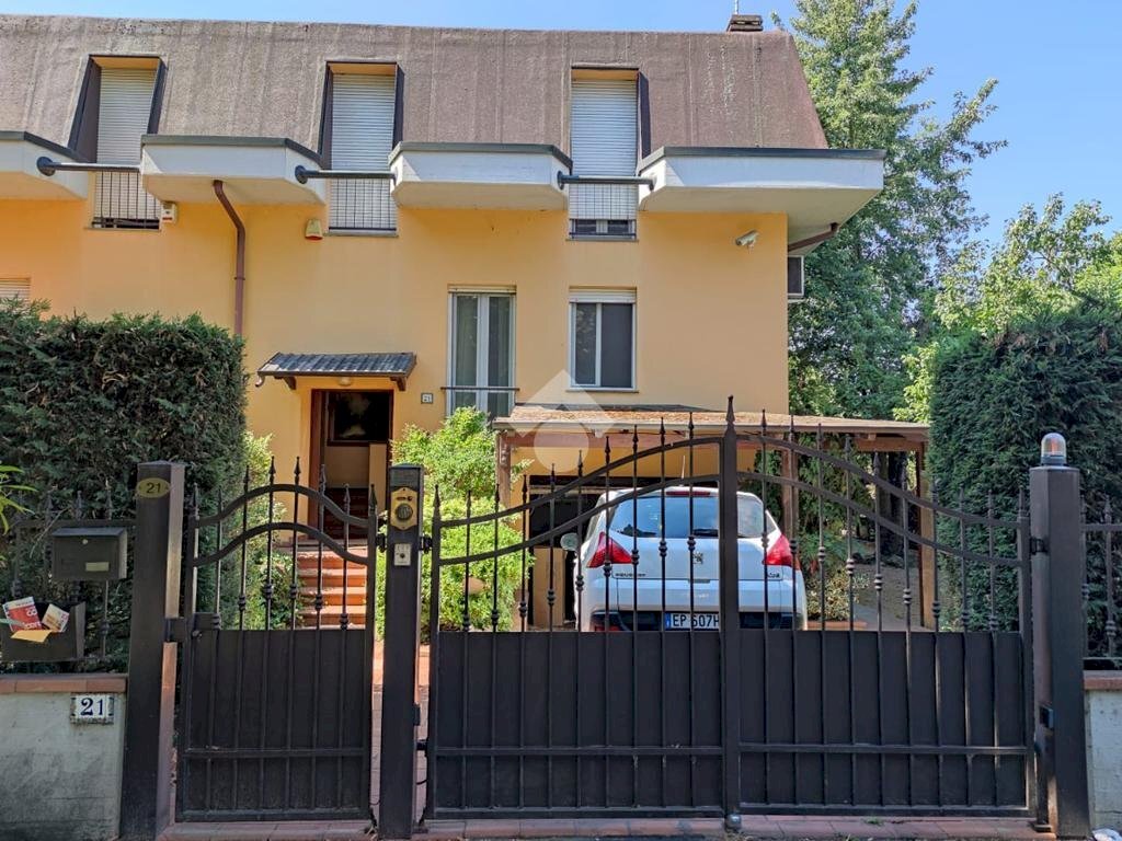 Villa a Schiera Via Jugoslavia, Carpi - foto 1