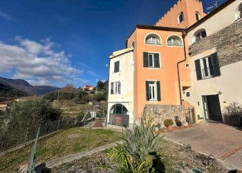 Three-room apartment Via Giuseppe Agnese, Calice Ligure - photo 6