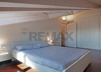 One-room apartment Via Dell' Arsenale, 41 
 Centro, Torino (neighborhood Centro) - photo 2