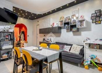 Bilocale Via C. Battisti, Collegno - foto 2