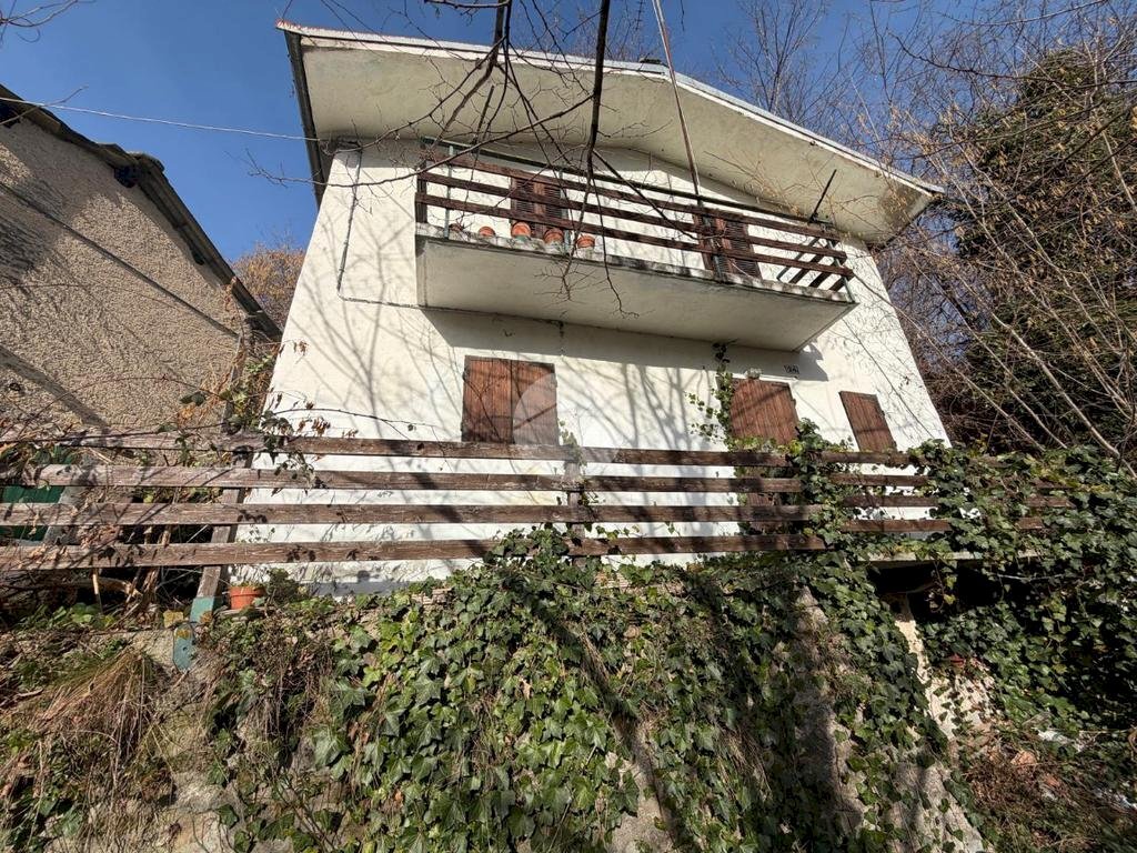 Semi-detached house Via Aragno, Barge - photo 1