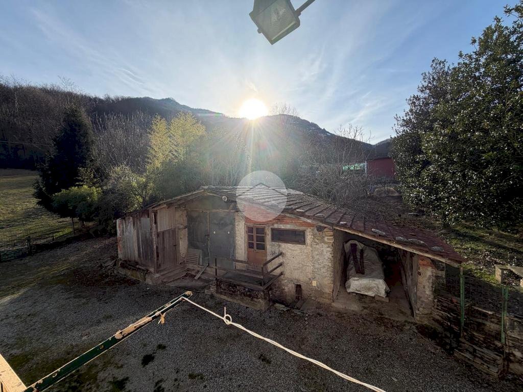 Semi-detached house Via Lungaserra, Barge - photo 3