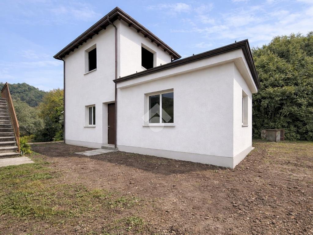 Casa indipendente Via A. Buozzi, Vezzano Ligure - foto 1