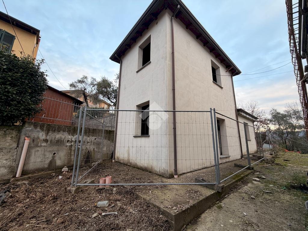 Casa indipendente Via A. Buozzi, Vezzano Ligure - foto 3