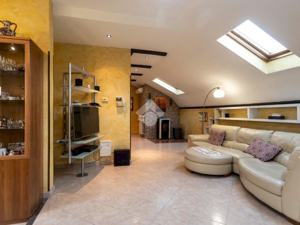 Quadrilocale Via Montesoglio, Torino (zona Borgo Vittoria) - foto 1