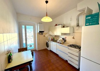 Trilocale Vico Viani, Genova (zona Rivarolo) - foto 2