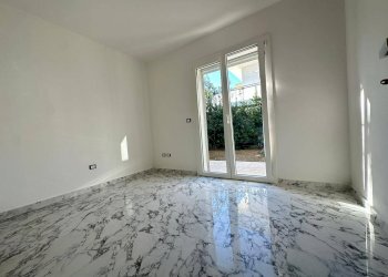 Foto 16 - Villa via monteroni
 
10, Lecce - photo 16