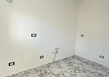 Foto 31 - Villa via monteroni
 
10, Lecce - photo 31