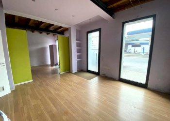 Foto 4 - Commercial Premises Via Gilera
 
80, Arcore - photo 4