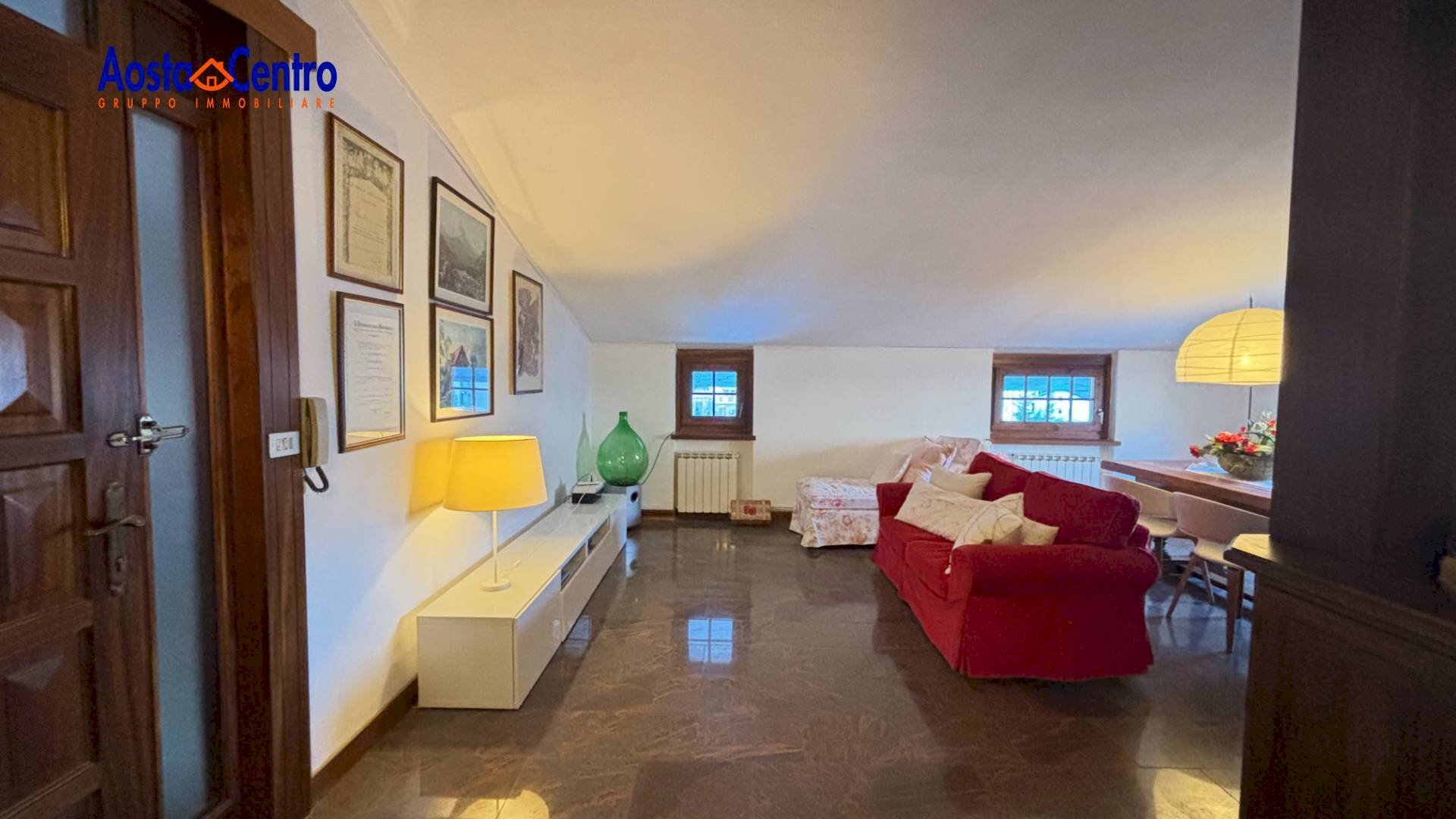 Foto 2 - Trilocale Frazione Ferrière
 
57, Aymavilles - foto 2