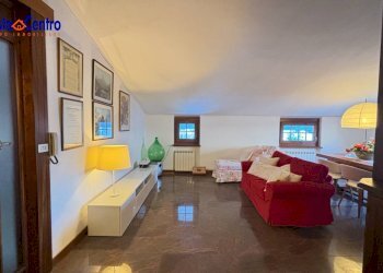 Foto 2 - Trilocale Frazione Ferrière
 
57, Aymavilles - foto 2