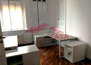 Foto 17 - Ufficio GIACOMO LEOPARDI
 
SNC, Saronno - foto 17