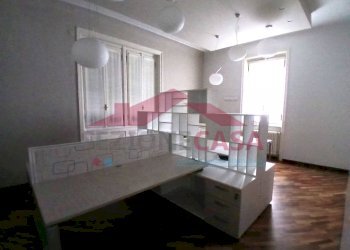 Foto 18 - Ufficio GIACOMO LEOPARDI
 
SNC, Saronno - foto 18