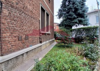 Foto 20 - Ufficio GIACOMO LEOPARDI
 
SNC, Saronno - foto 20