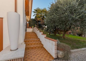 Foto 3 - Villa via cavour
 
24, Istrana - foto 3