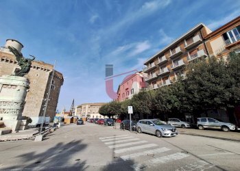 Foto 2 - Four-room apartment Piazza IV Novembre, Benevento - photo 2