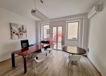 Foto 10 - Four-room apartment Piazza IV Novembre, Benevento - photo 10