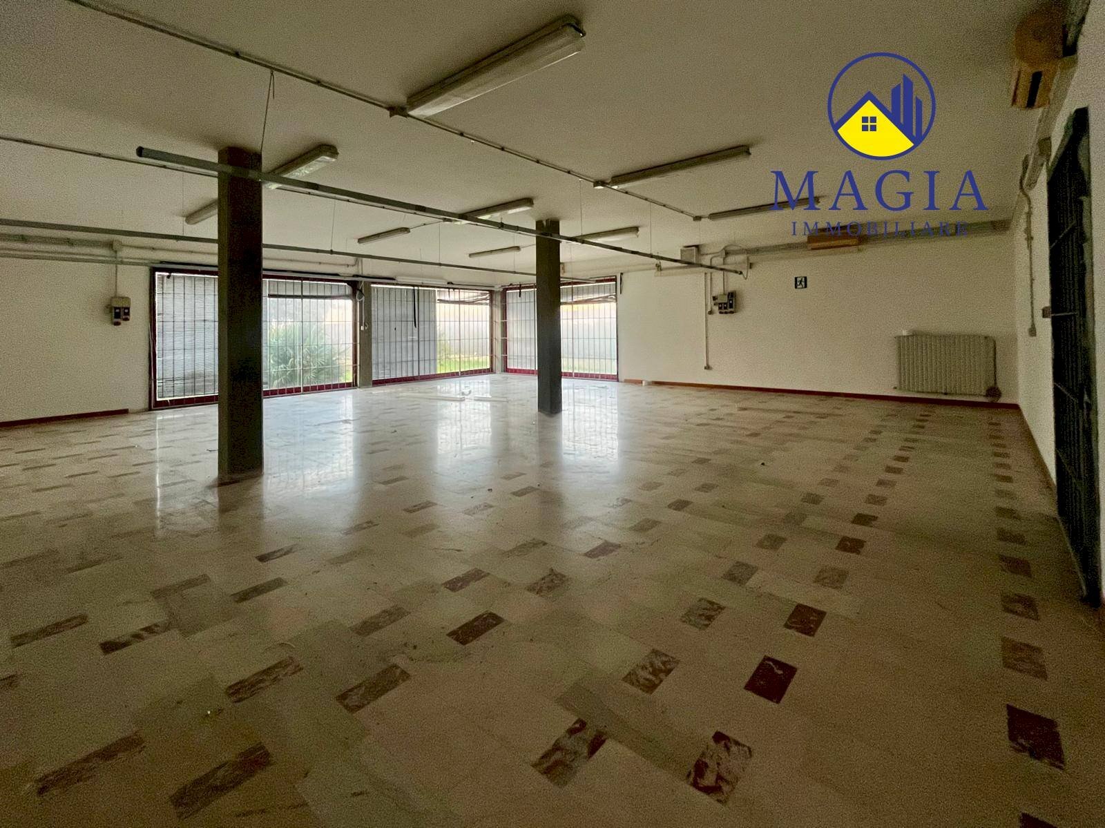 Foto 2 - Capannone Monsampolo del Tronto - foto 2