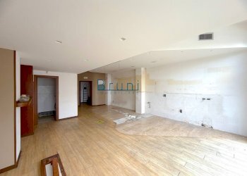 Foto 1 - Locale Commerciale Via Gino Moretti
 
21, San Benedetto del Tronto - foto 1