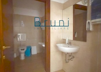 Foto 7 - Locale Commerciale Via Gino Moretti
 
21, San Benedetto del Tronto - foto 7