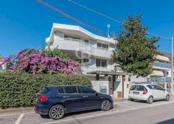 Foto 54 - Villa Via Mazzini
 
12, Misano Adriatico - foto 54